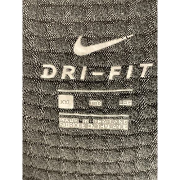 Nike Men’s Dri-Fit Element Reflective 1/2 Zip Dark Grey Pullover Size XXL - Picture 3 of 6
